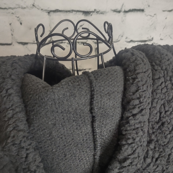 Victoria's Secret PINK Sherpa Hooded Pullover - Picture 14 of 16